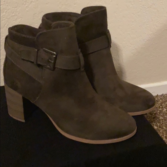 Booties - Picture 3 of 3